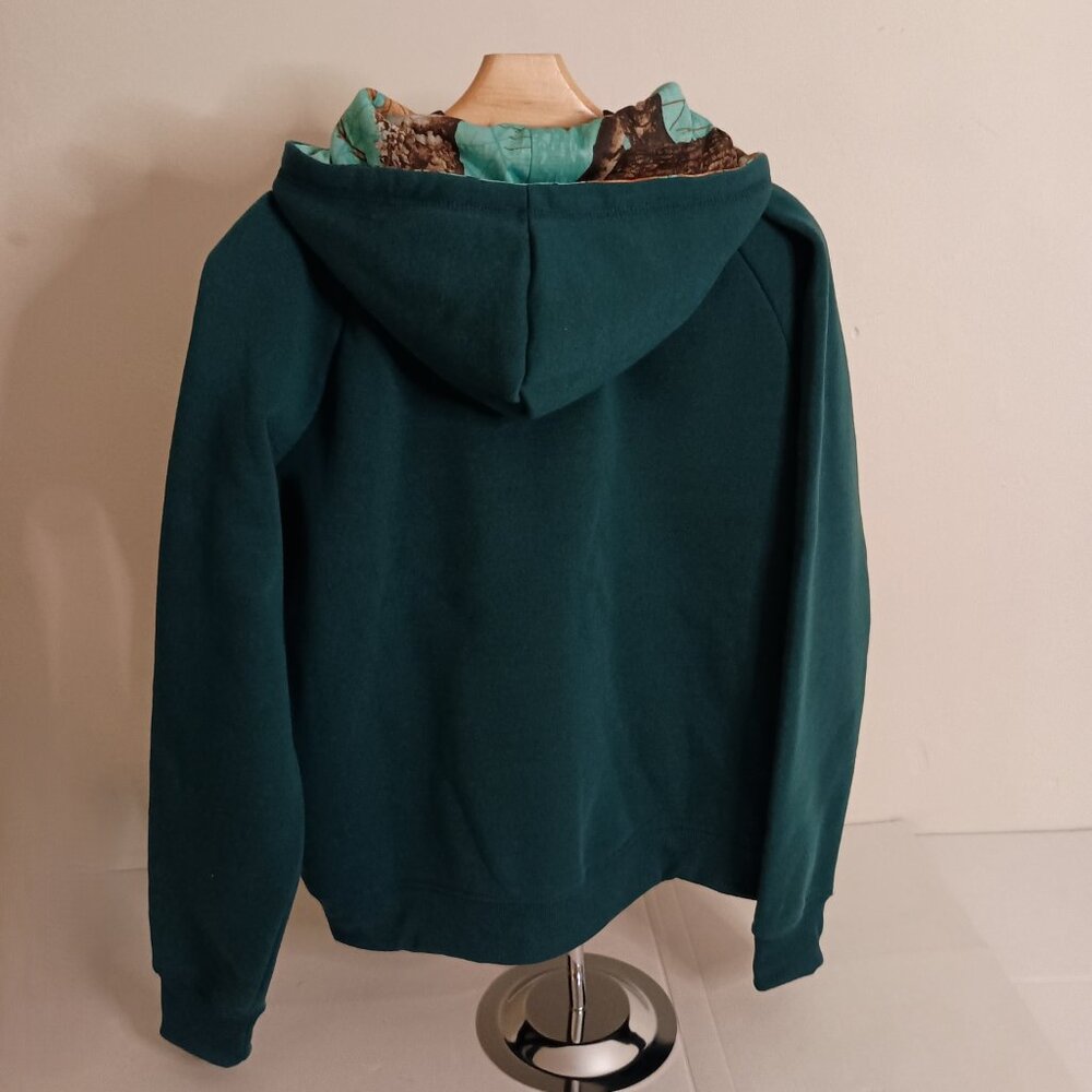 Realtree Women’s Green Camo Accent Hoodie Sweatshirt Kangaroo Pocket Size M NWT - Picture 15 of 16